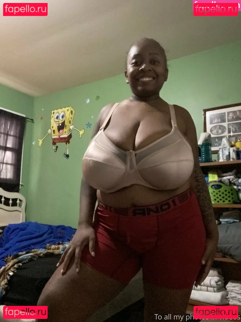 famousstarkmarie Onlyfans Photo Gallery 