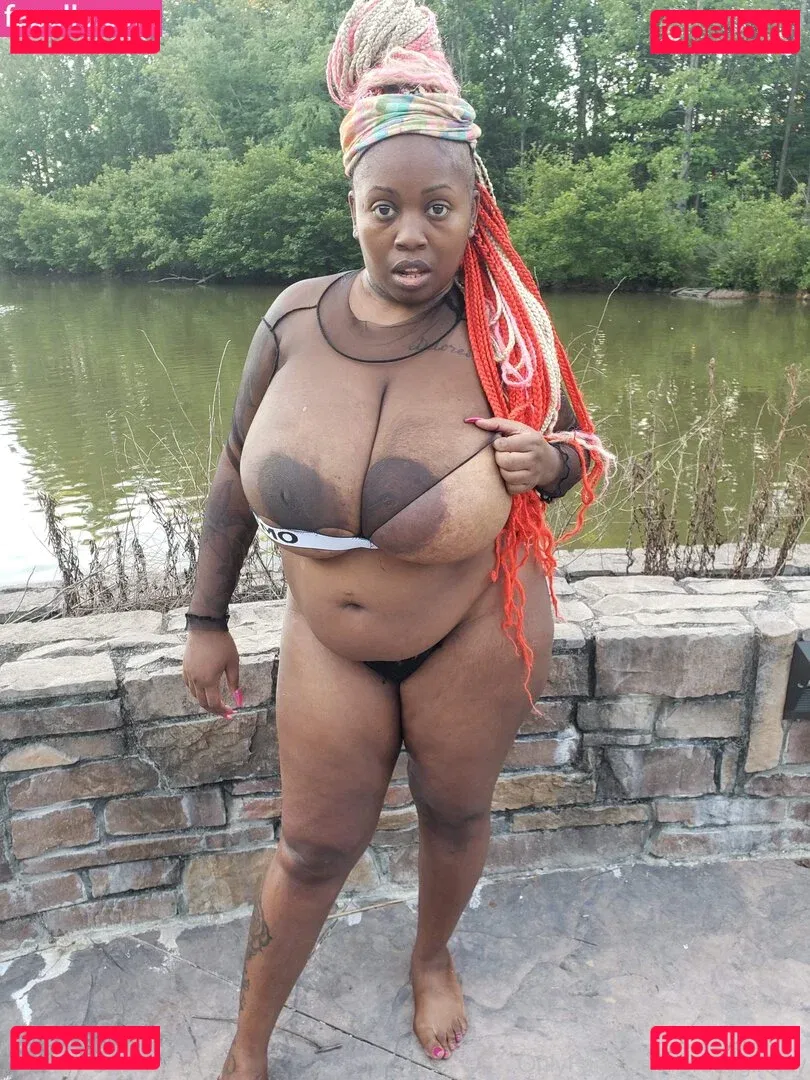 famousstarkmarie Onlyfans Photo Gallery 