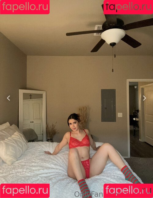 Daisy Tapia Onlyfans Photo Gallery 
