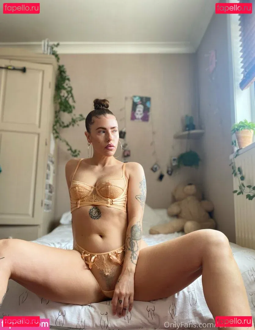 lucidbabyx Onlyfans Photo Gallery 