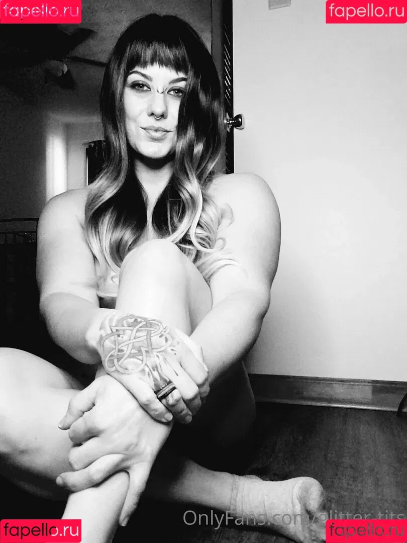 glitter-tits Onlyfans Photo Gallery 