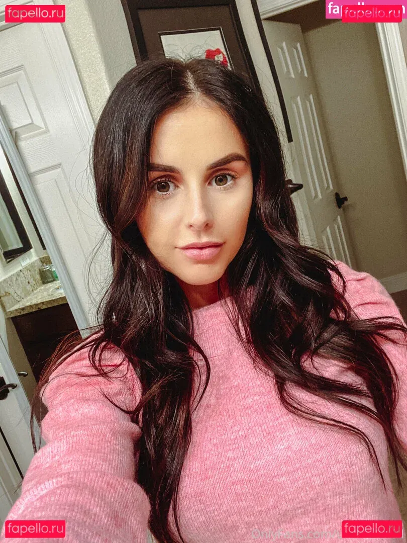 naughty-mommy Onlyfans Photo Gallery 