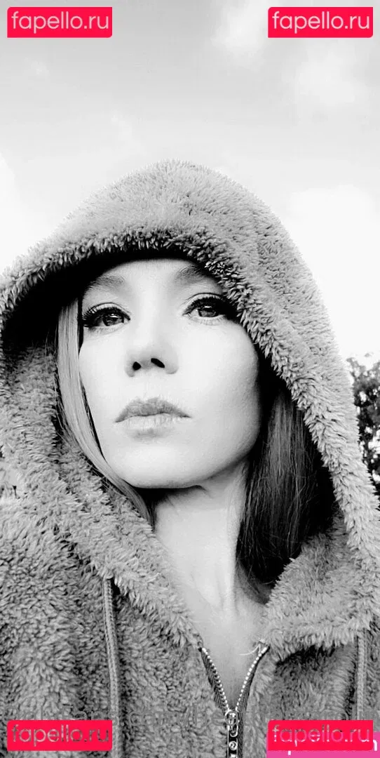 heathercarolin Onlyfans Photo Gallery 