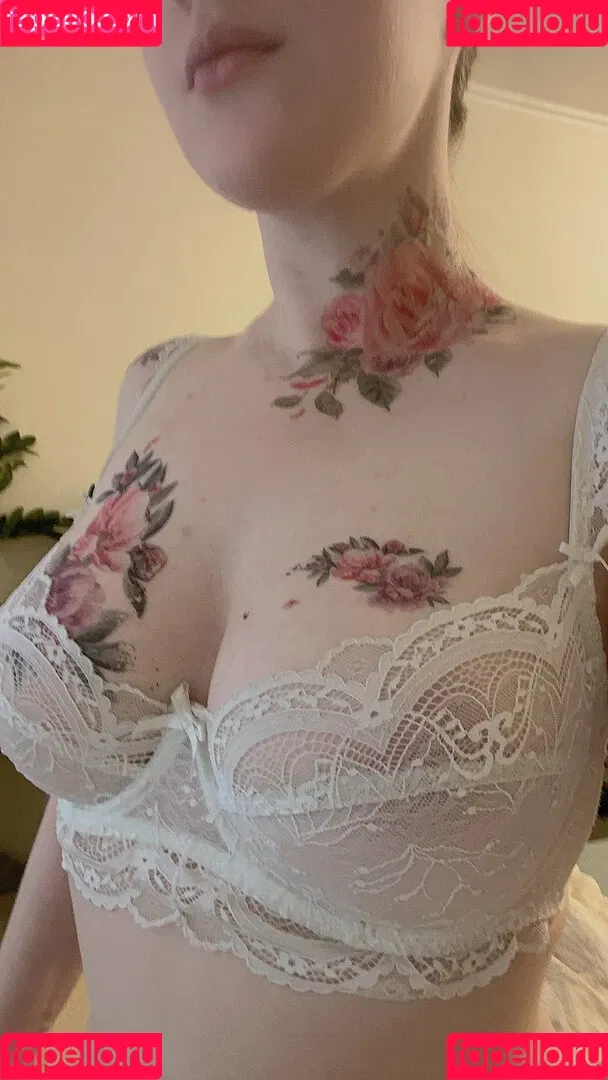 Adamae Dono Onlyfans Photo Gallery 