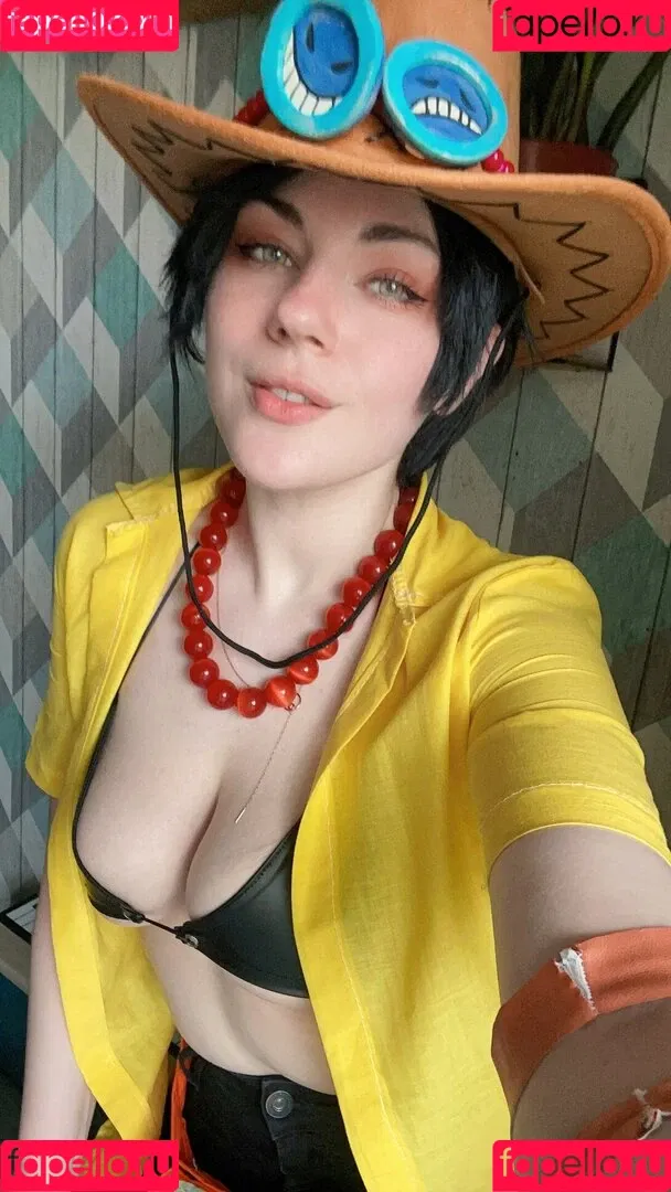 Adamae Dono Onlyfans Photo Gallery 