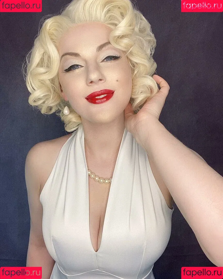 Adamae Dono Onlyfans Photo Gallery 