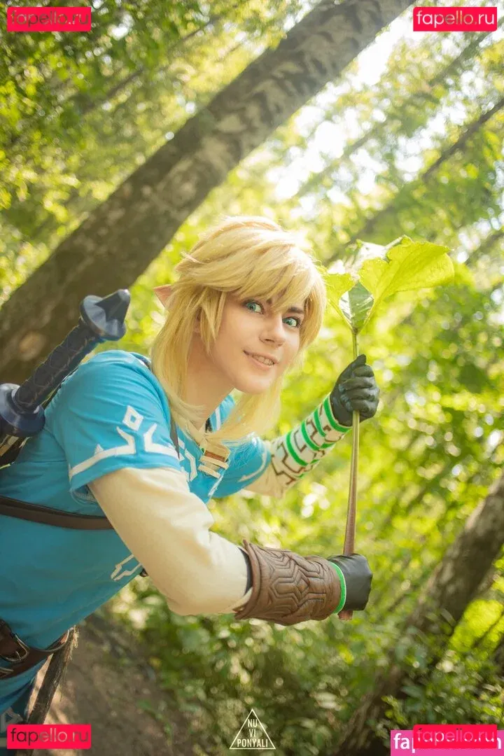 Adamae Dono Onlyfans Photo Gallery 