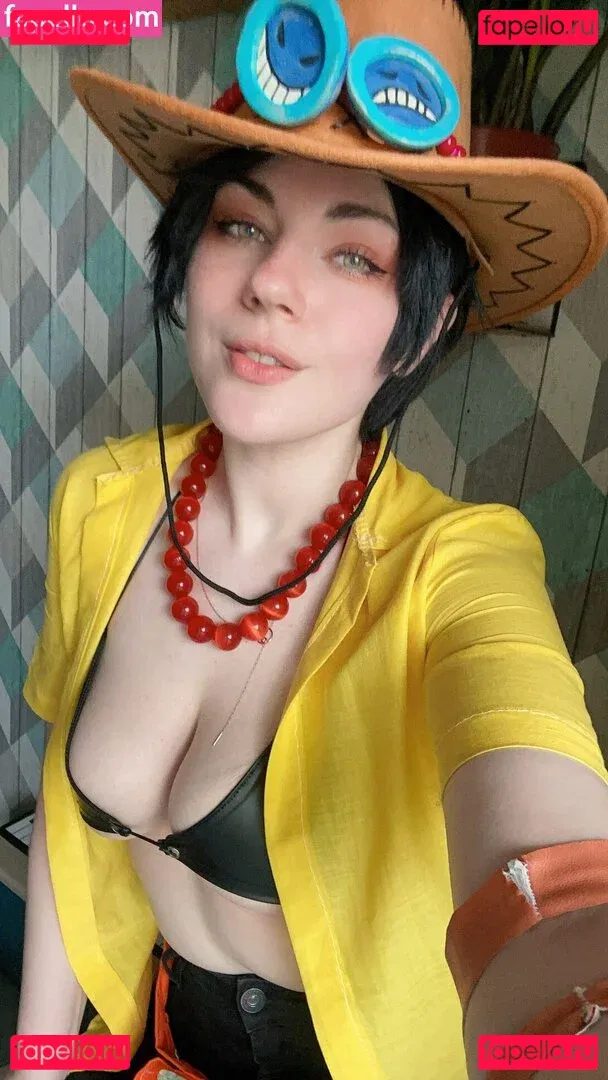 Adamae Dono Onlyfans Photo Gallery 