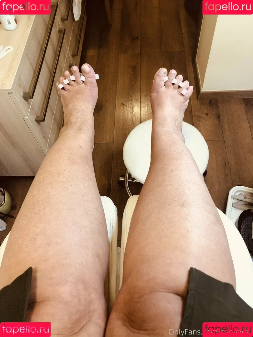 femdomyou Onlyfans Photo Gallery 