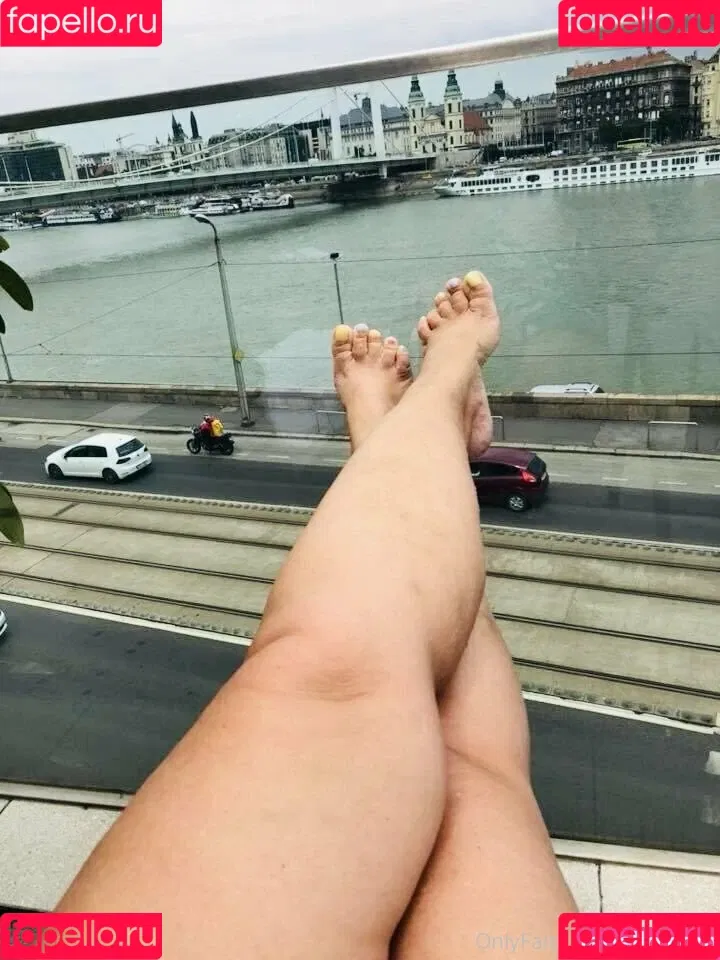 femdomyou Onlyfans Photo Gallery 