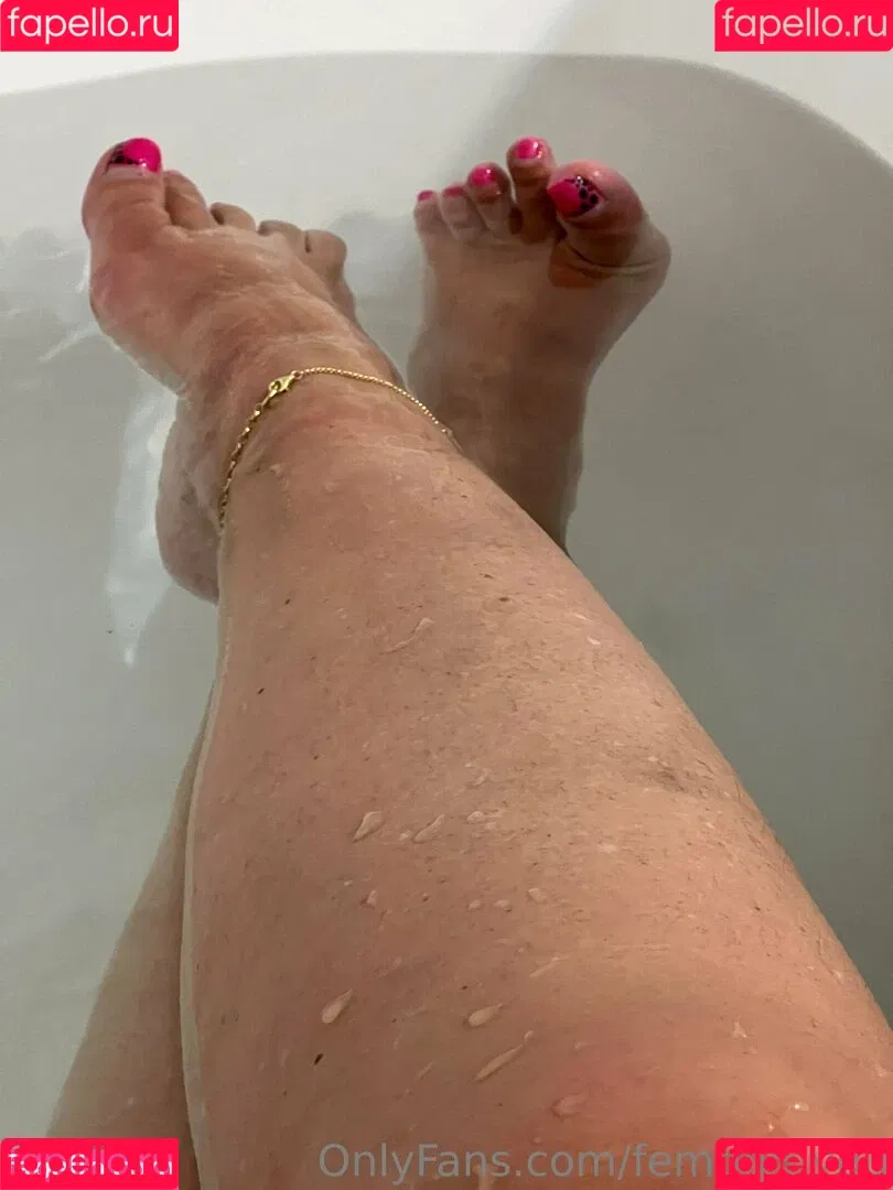 femdomyou Onlyfans Photo Gallery 