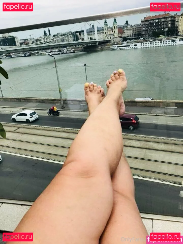 femdomyou Onlyfans Photo Gallery 