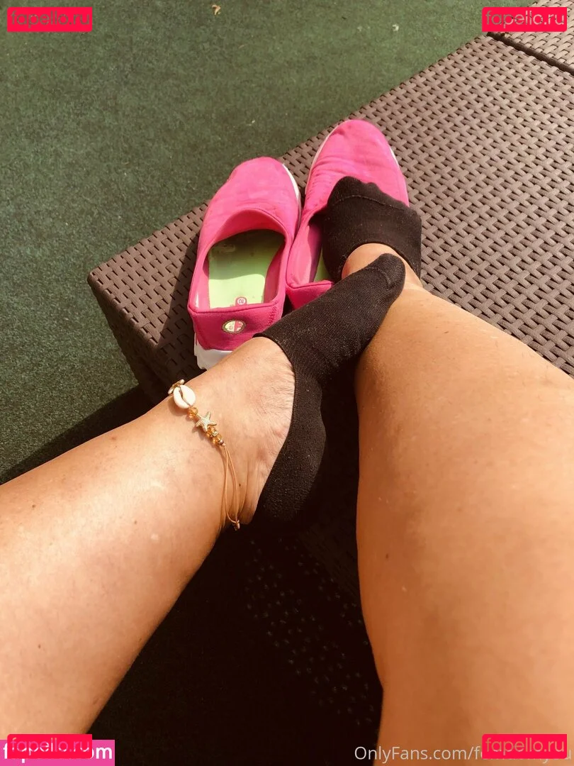 femdomyou Onlyfans Photo Gallery 