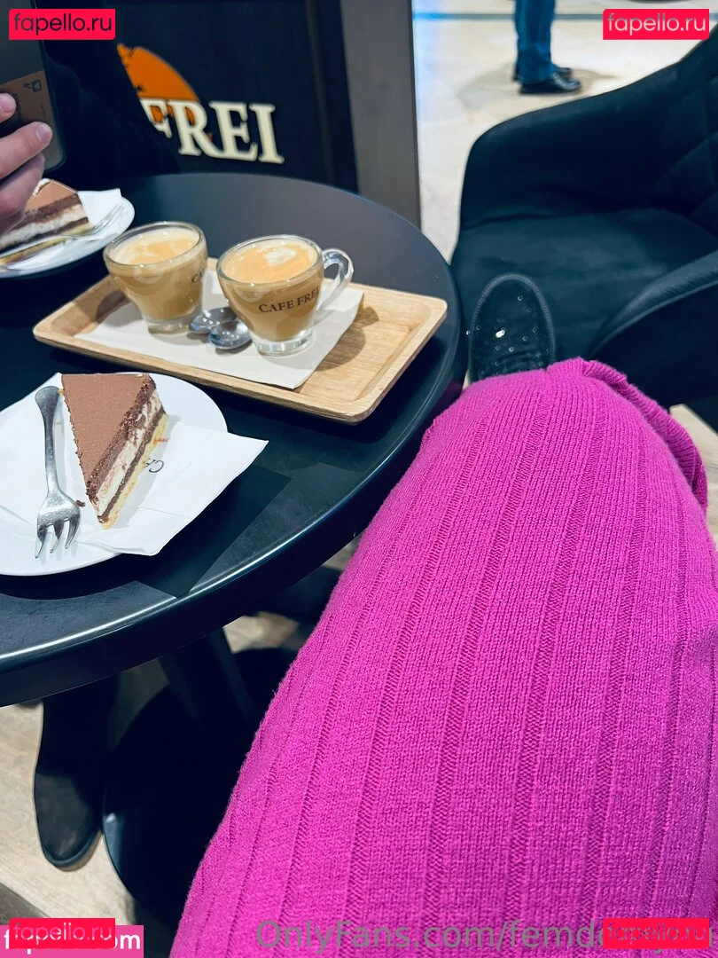 femdomyou Onlyfans Photo Gallery 