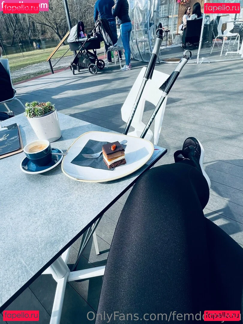 femdomyou Onlyfans Photo Gallery 