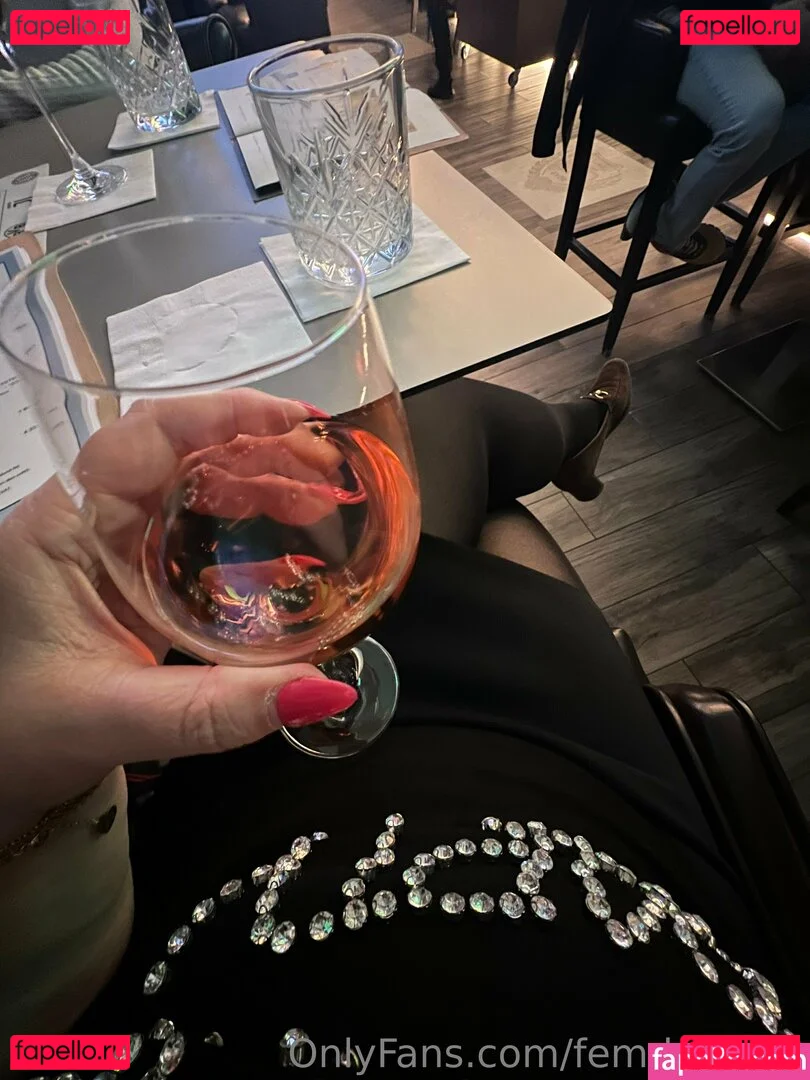 femdomyou Onlyfans Photo Gallery 