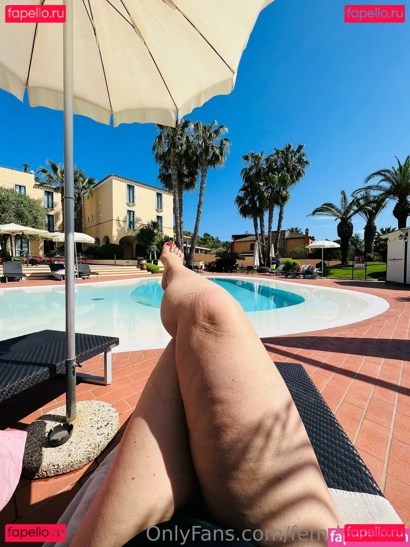 femdomyou Onlyfans Photo Gallery 