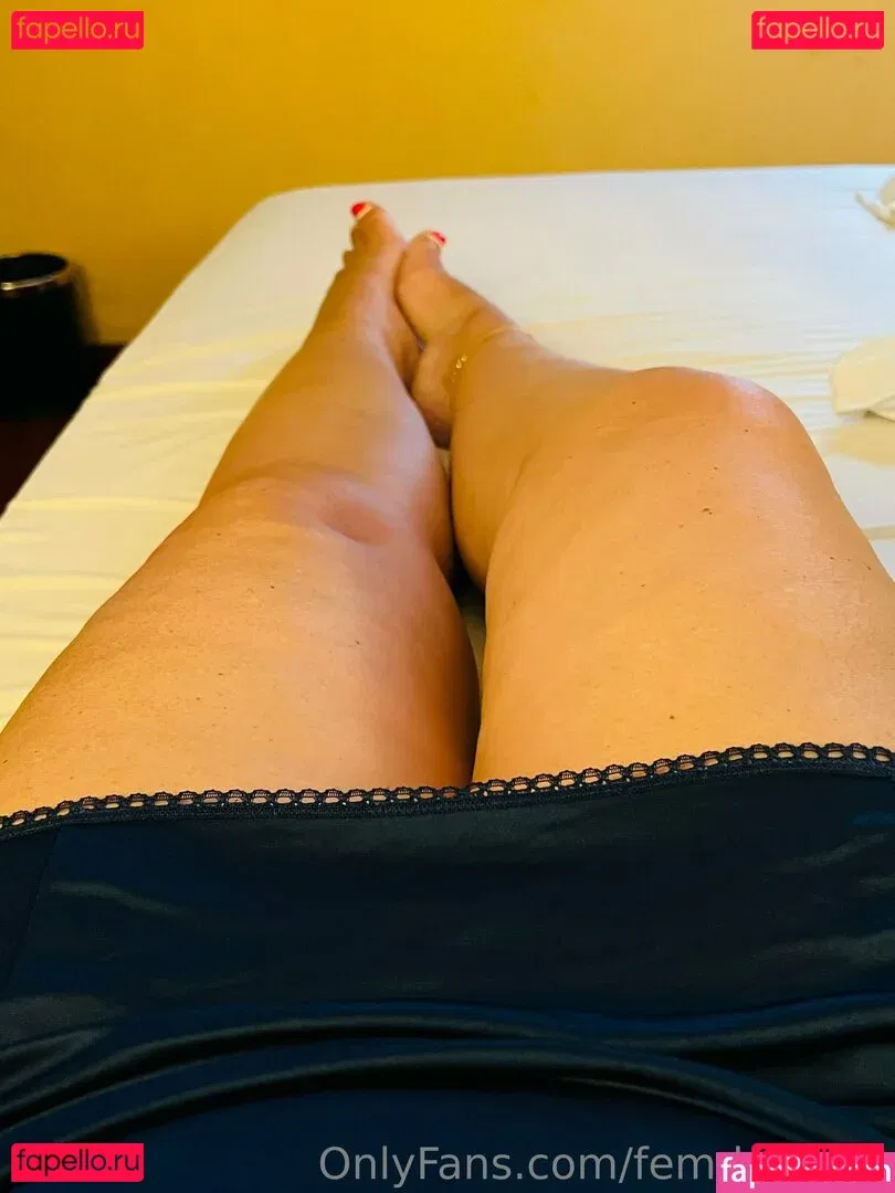femdomyou Onlyfans Photo Gallery 