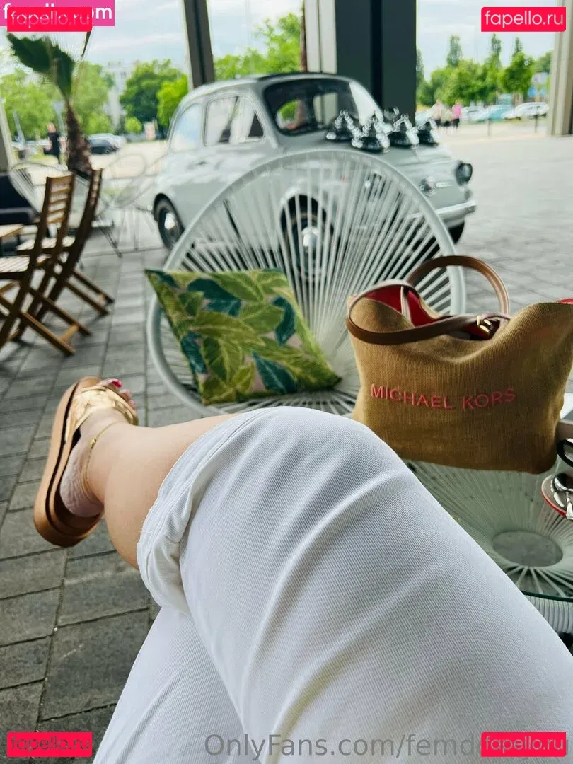 femdomyou Onlyfans Photo Gallery 