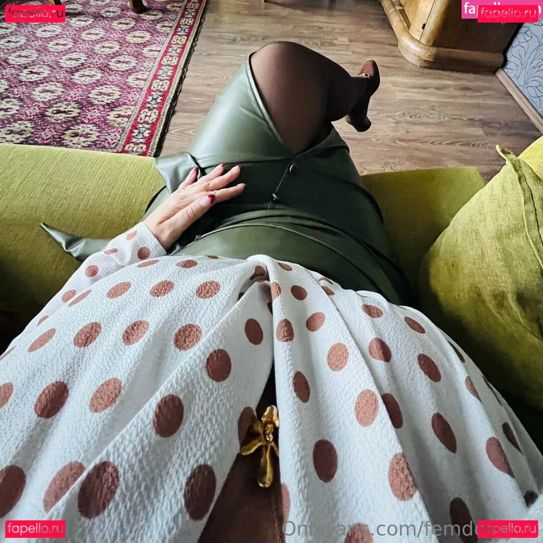 femdomyou Onlyfans Photo Gallery 