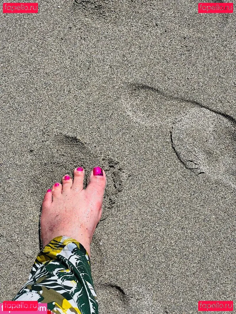 femdomyou Onlyfans Photo Gallery 