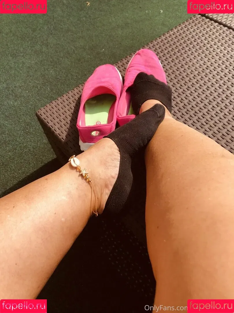 femdomyou Onlyfans Photo Gallery 