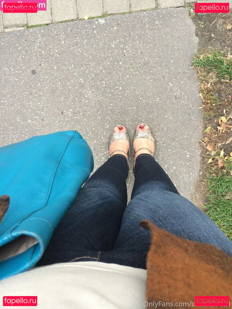 femdomyou Onlyfans Photo Gallery 