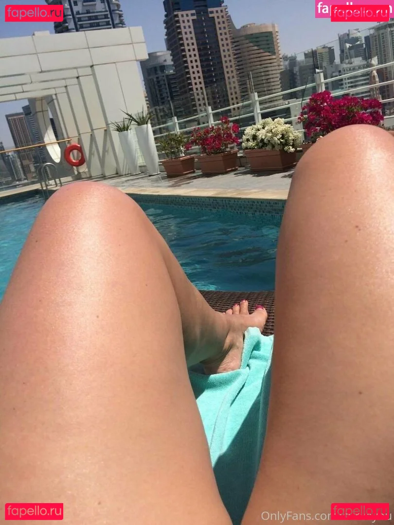 femdomyou Onlyfans Photo Gallery 