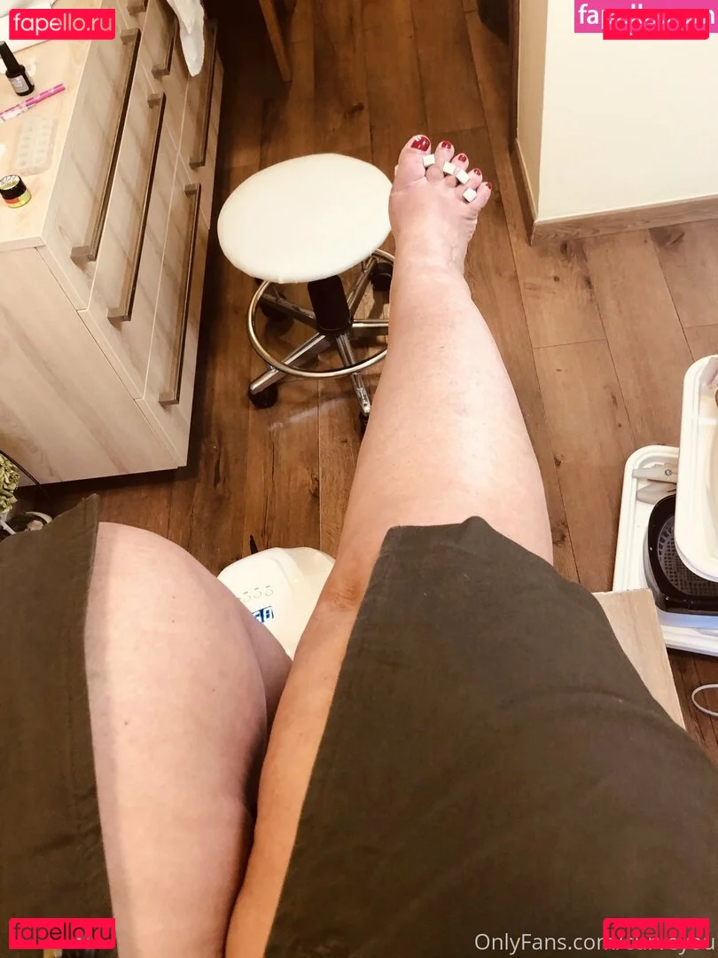 femdomyou Onlyfans Photo Gallery 