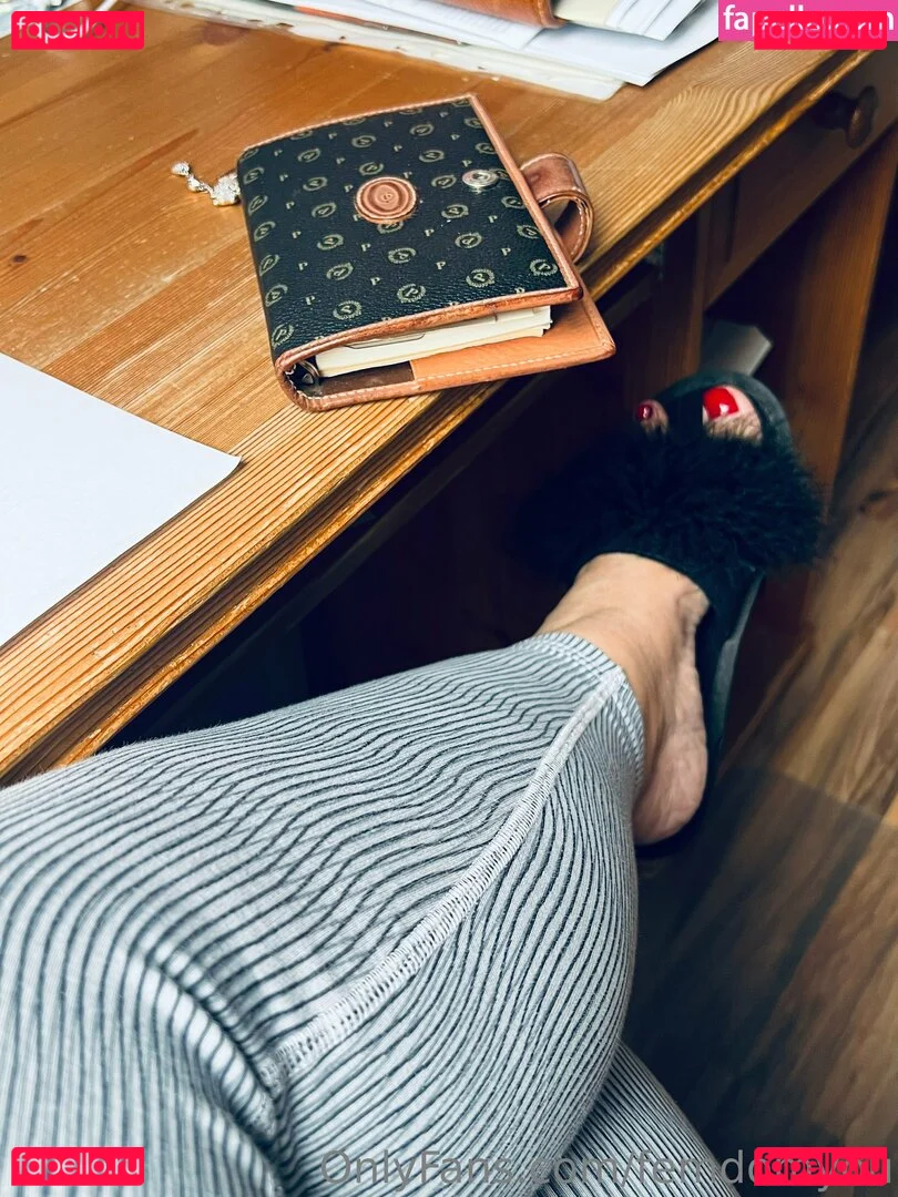 femdomyou Onlyfans Photo Gallery 