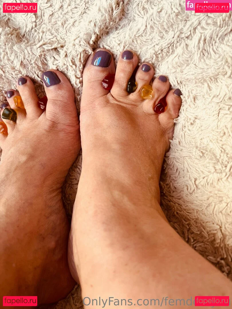 femdomyou Onlyfans Photo Gallery 