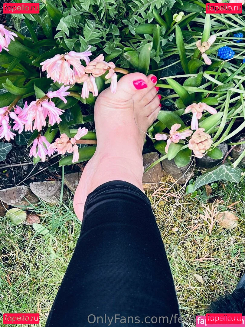 femdomyou Onlyfans Photo Gallery 