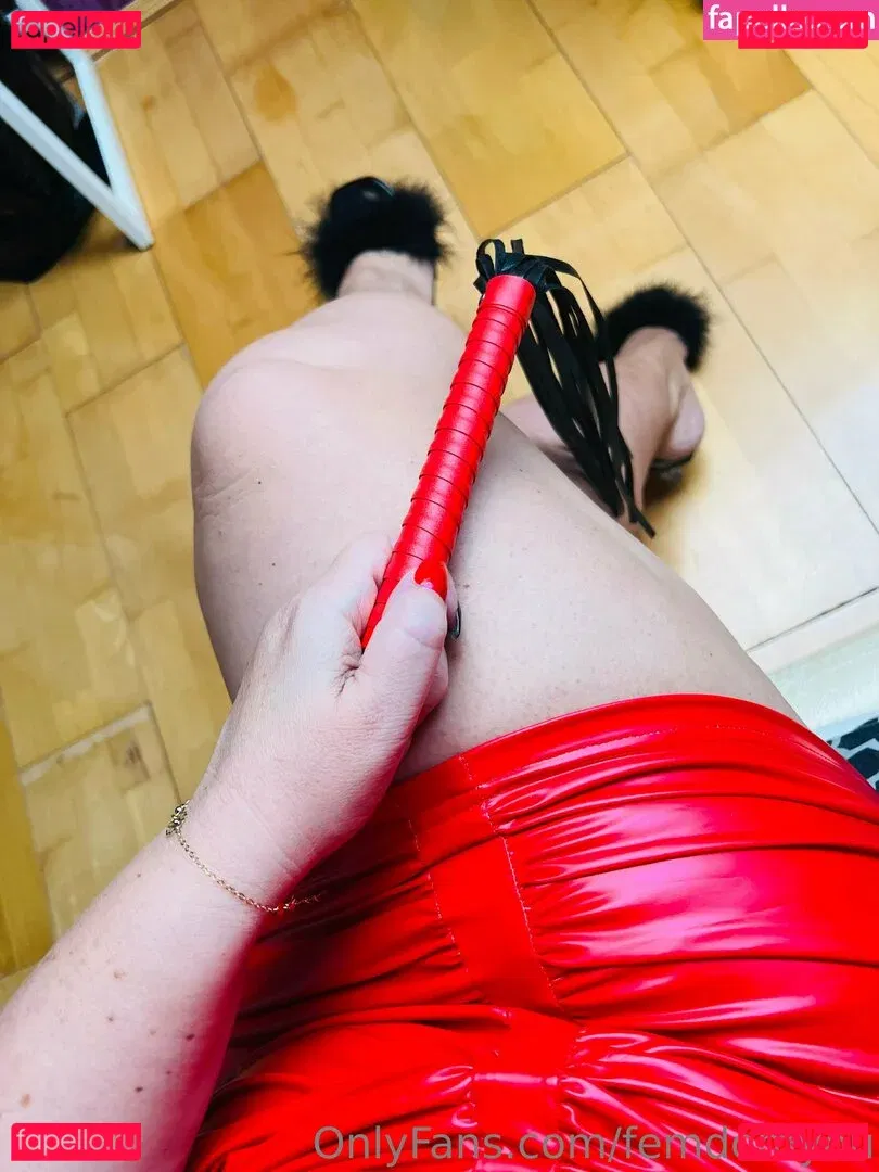 femdomyou Onlyfans Photo Gallery 
