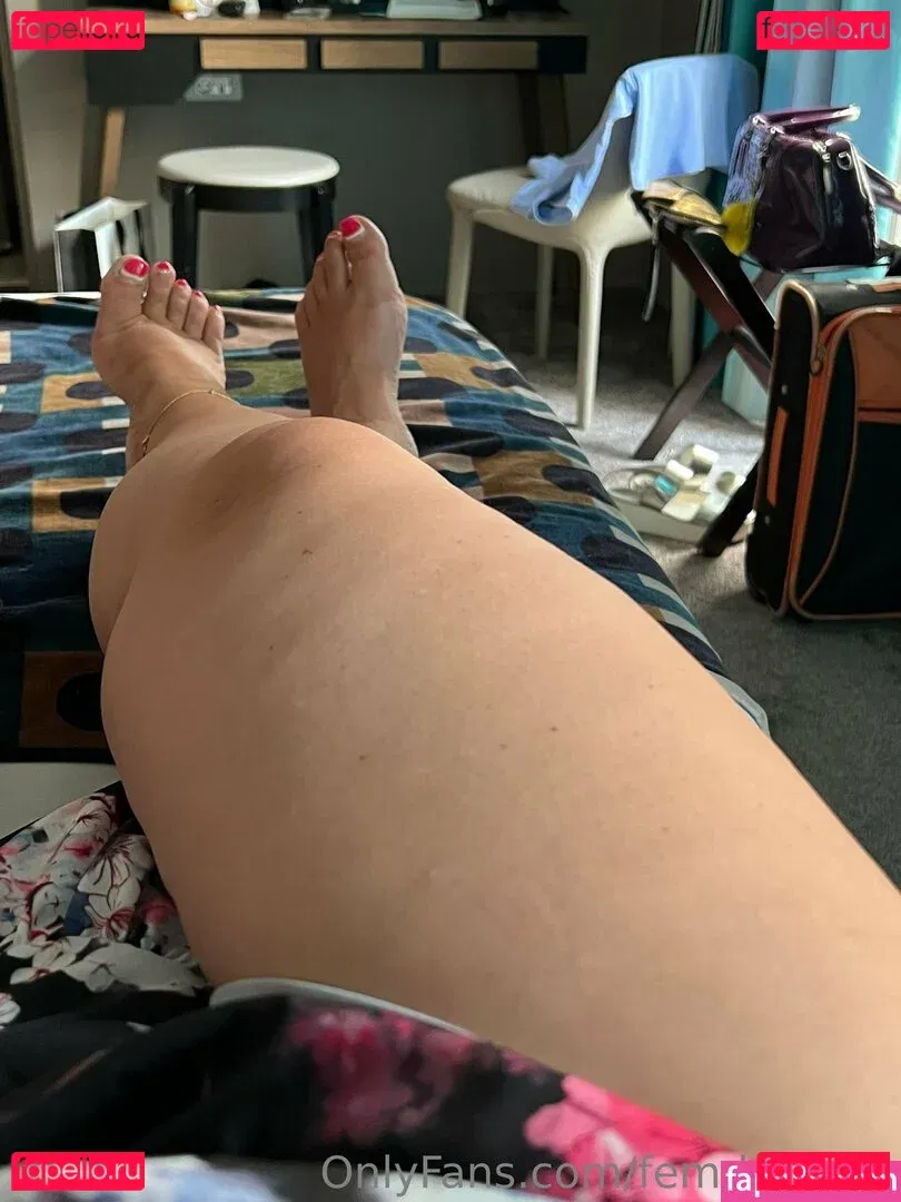 femdomyou Onlyfans Photo Gallery 