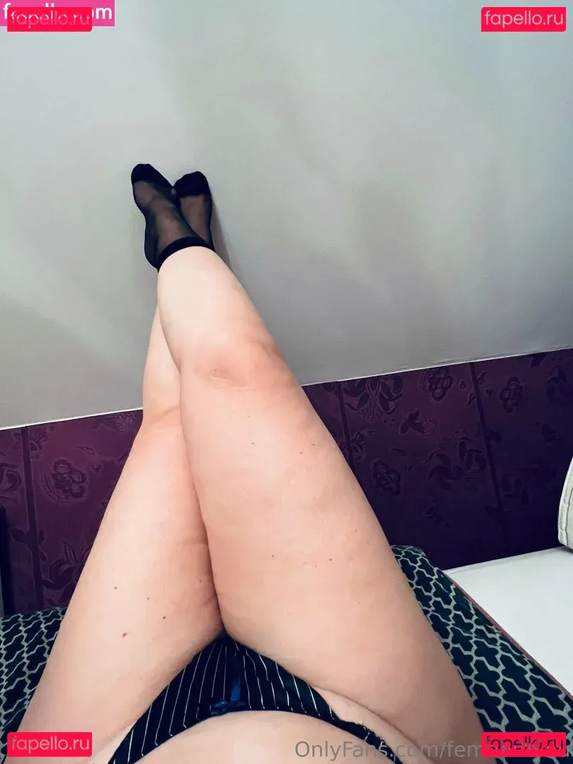 femdomyou Onlyfans Photo Gallery 