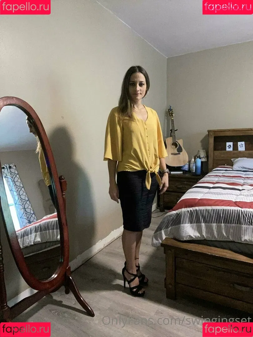 swingingset Onlyfans Photo Gallery 