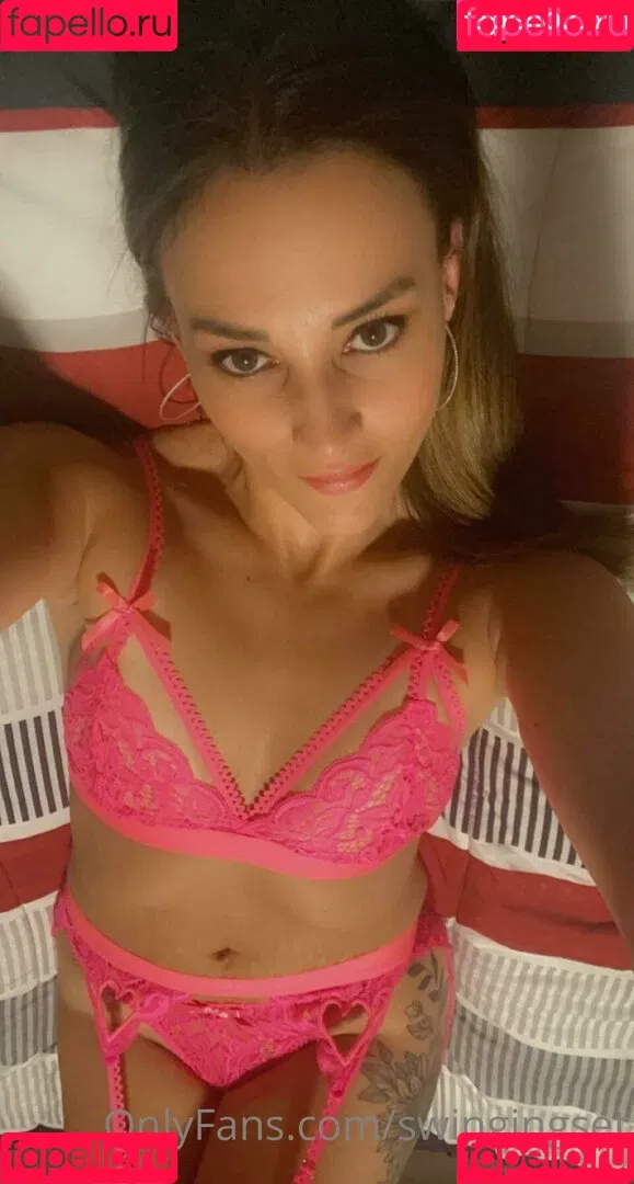 swingingset Onlyfans Photo Gallery 
