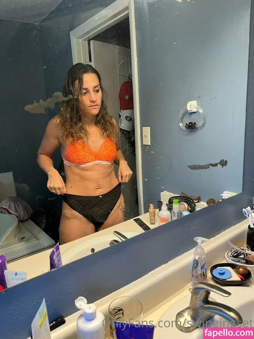 swingingset Onlyfans Photo Gallery 