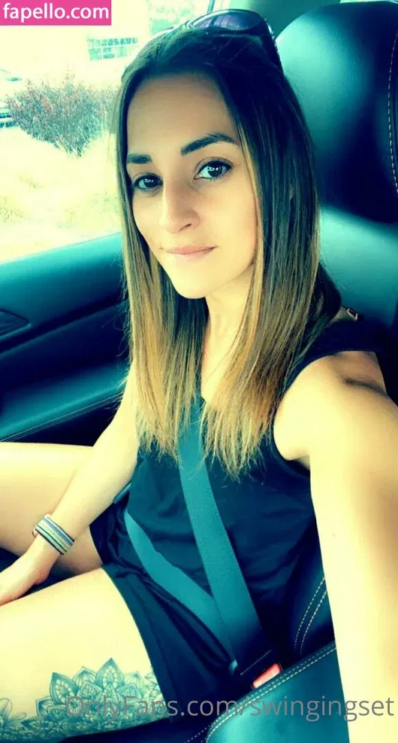 swingingset Onlyfans Photo Gallery 