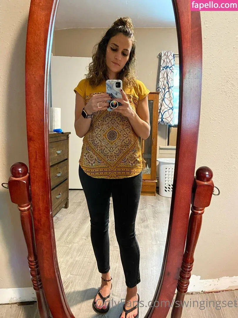 swingingset Onlyfans Photo Gallery 