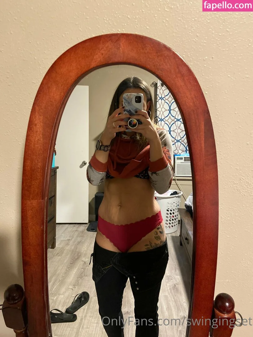 swingingset Onlyfans Photo Gallery 