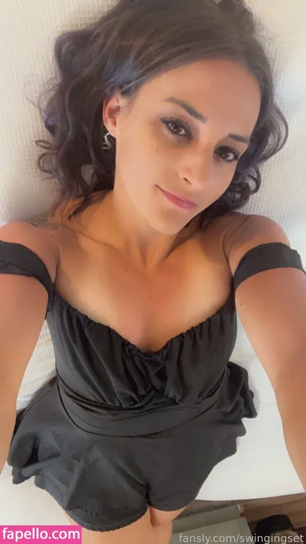 swingingset Onlyfans Photo Gallery 