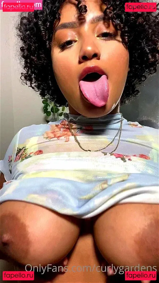 Curlygardens Onlyfans Photo Gallery 