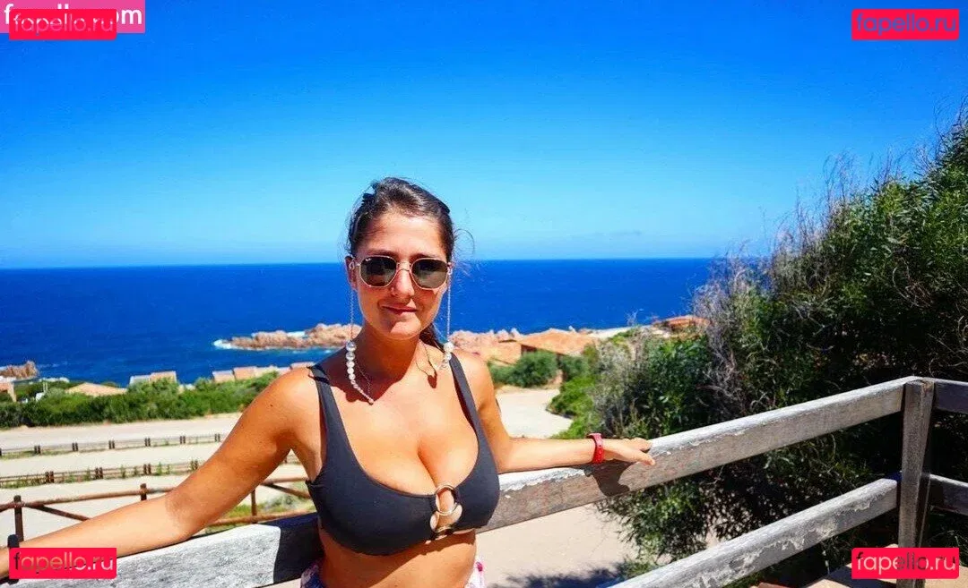 mayana85n Onlyfans Photo Gallery 