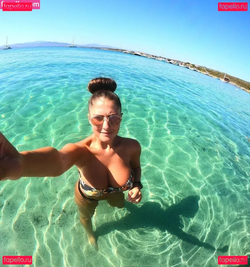 mayana85n Onlyfans Photo Gallery 