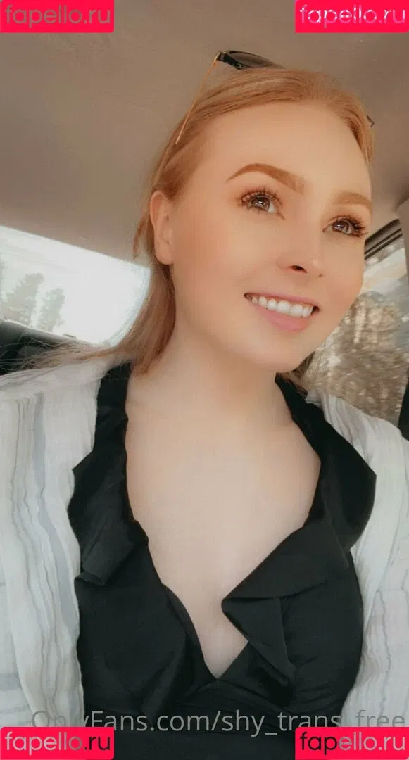 shy_trans_free Onlyfans Photo Gallery 
