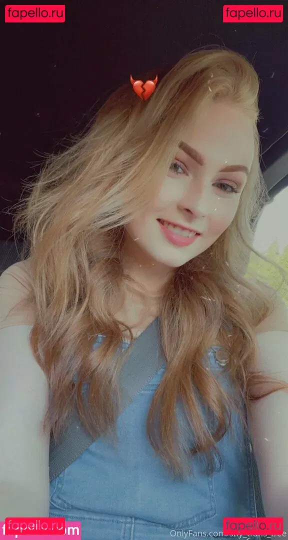 shy_trans_free Onlyfans Photo Gallery 