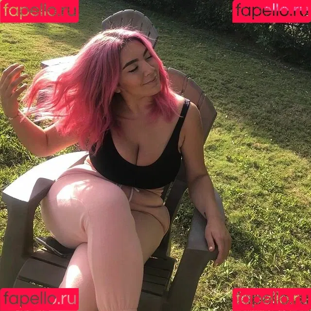 Nicky Nicole Onlyfans Photo Gallery 