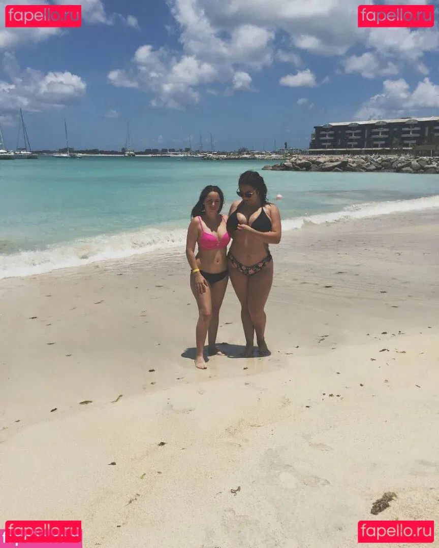 Nicky Nicole Onlyfans Photo Gallery 