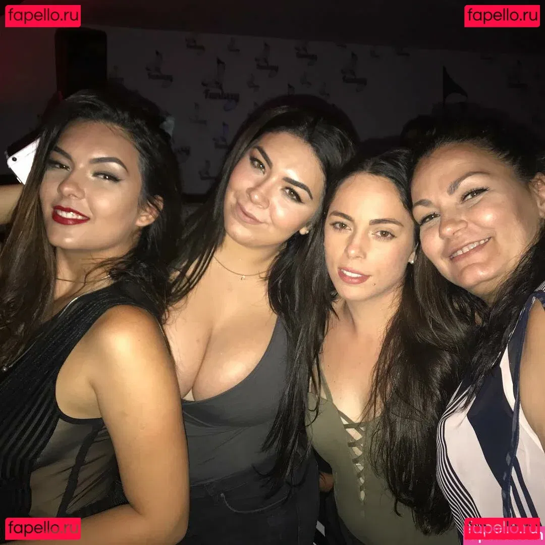 Nicky Nicole Onlyfans Photo Gallery 